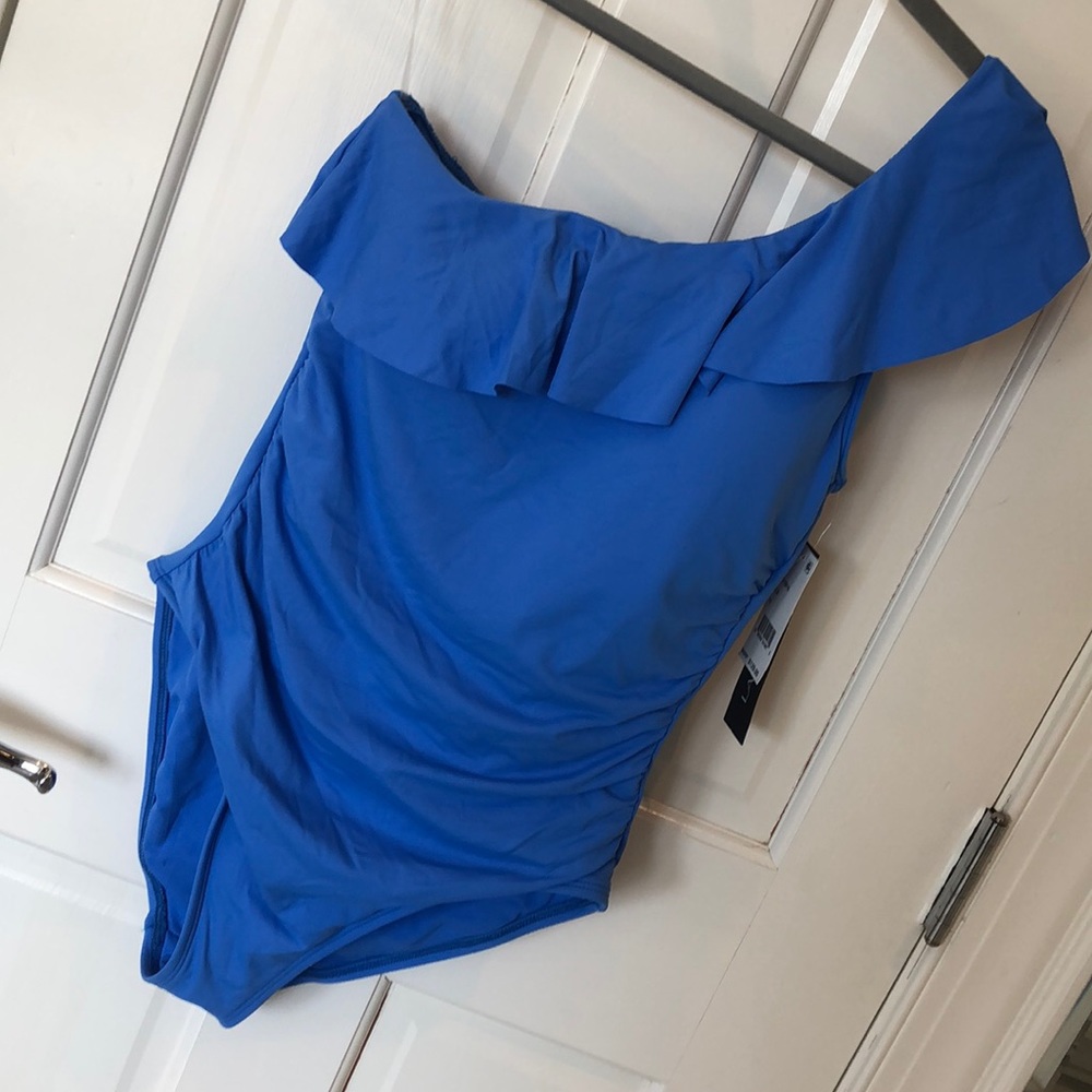 La Blanca swimsuit Size 10